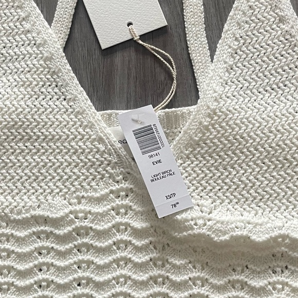 Aritzia crochet top, new with tags, size xs - Picture 2 of 2